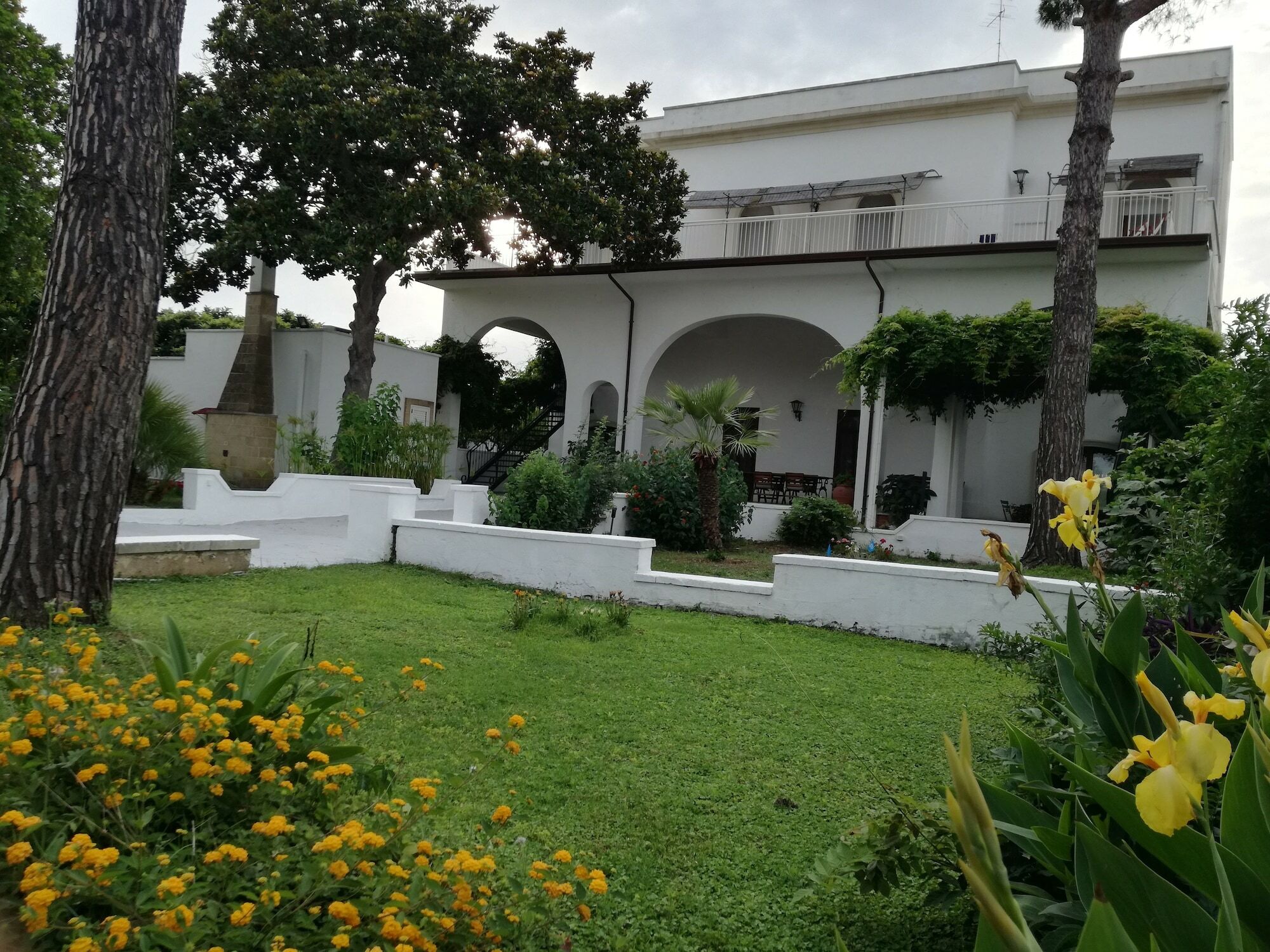 Borgo Fiore Country House Salice Salentino Εξωτερικό φωτογραφία